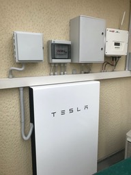 Inverter Solaredge più accumulo Tesla Saronno